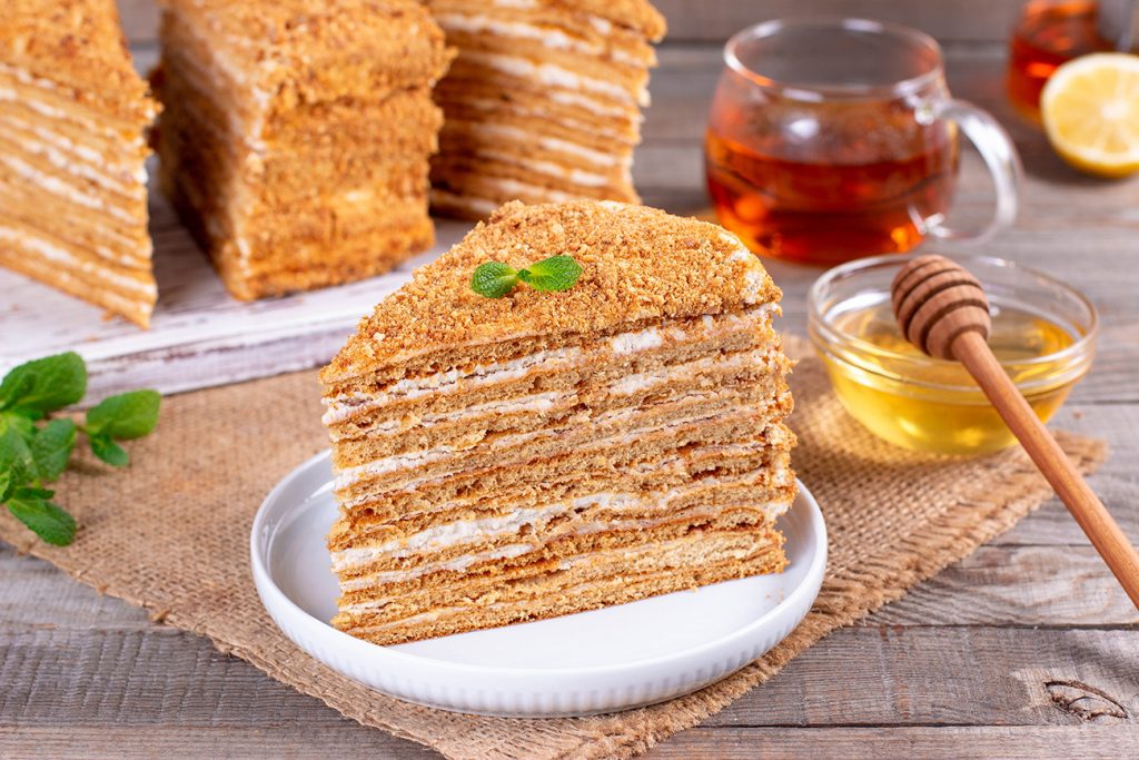 11-Layer Honey Cake Recipe (Medovik) | Recipe | Honey cake recipe, Honey  recipes, Honey dessert